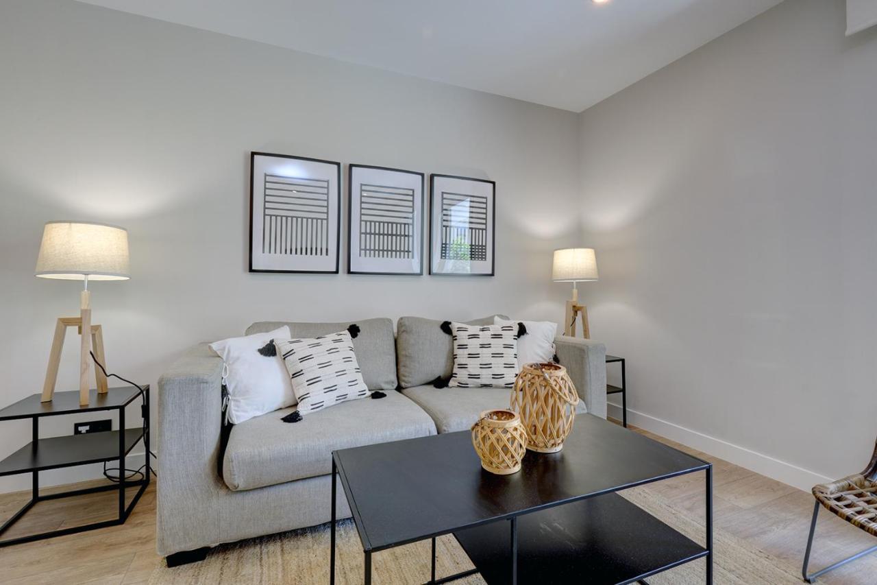 Stylish 2 Bedroom Apartment In Estepona Old Town Exterior foto