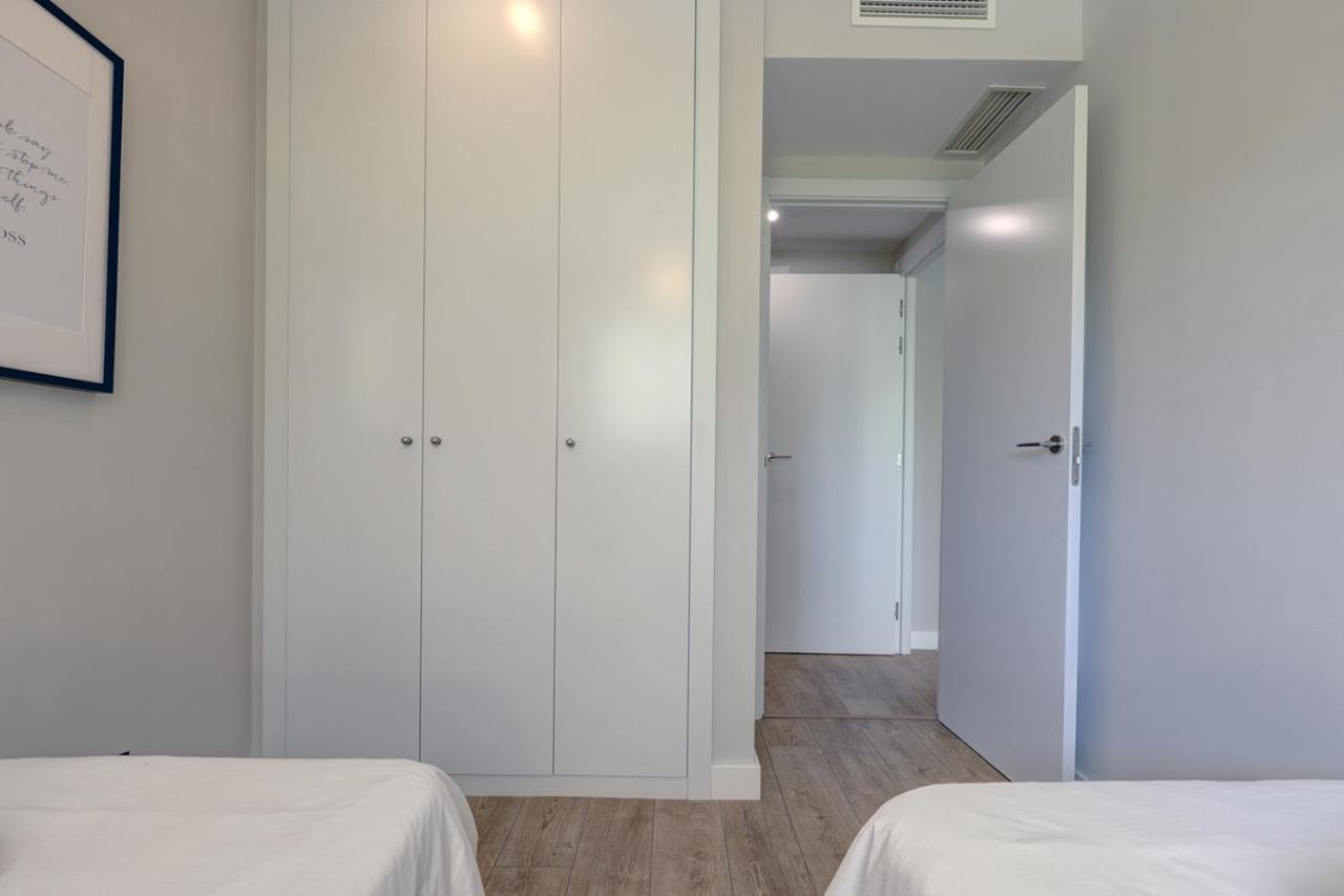 Stylish 2 Bedroom Apartment In Estepona Old Town Exterior foto